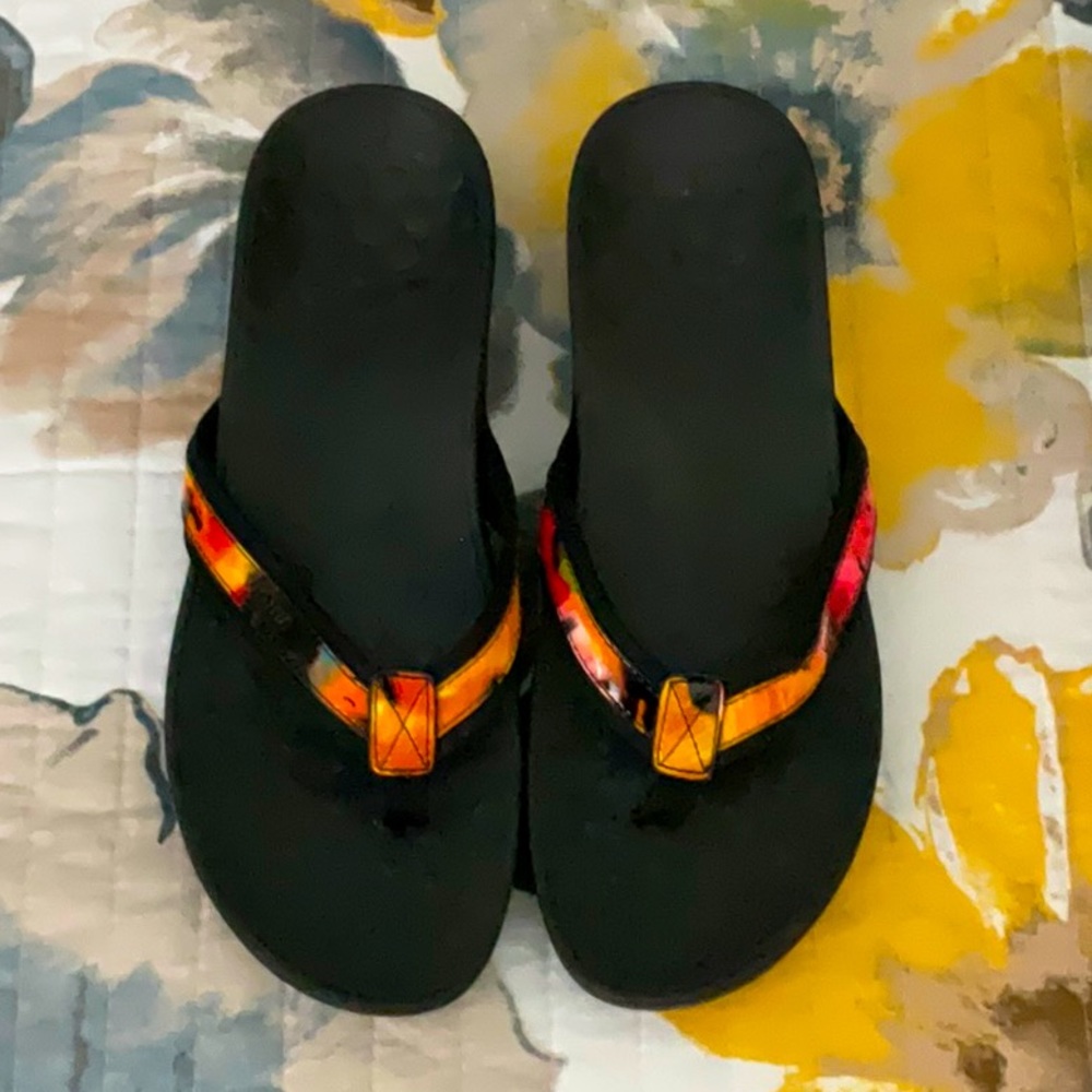 Womens Vionic sandals